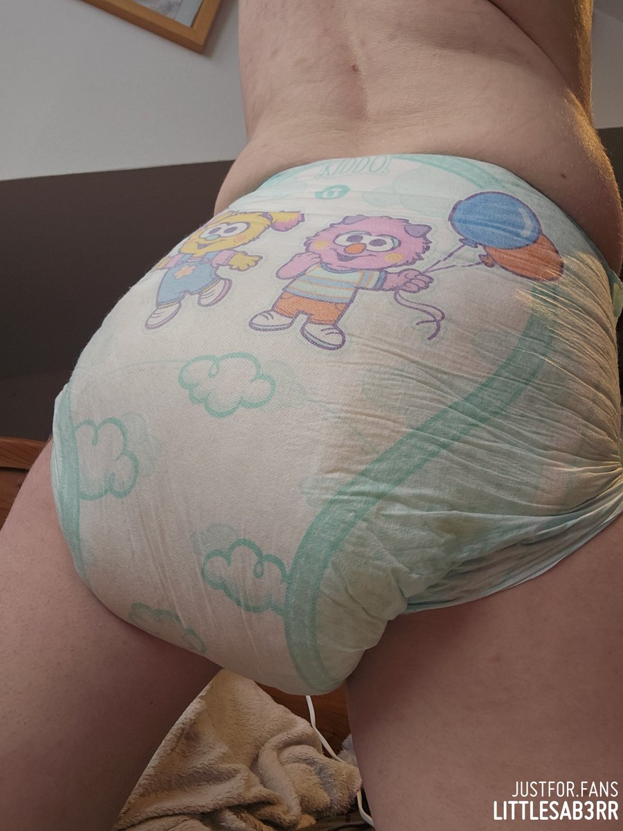 LittleSab3rr's tweet photo. I'm pretty sure I leaked during the night
#freepostfriday #free #dailschedule #abdl...
See this and more at:
https://t.co/EbaLKF0Trt https://t.co/xMQEh5NnB8