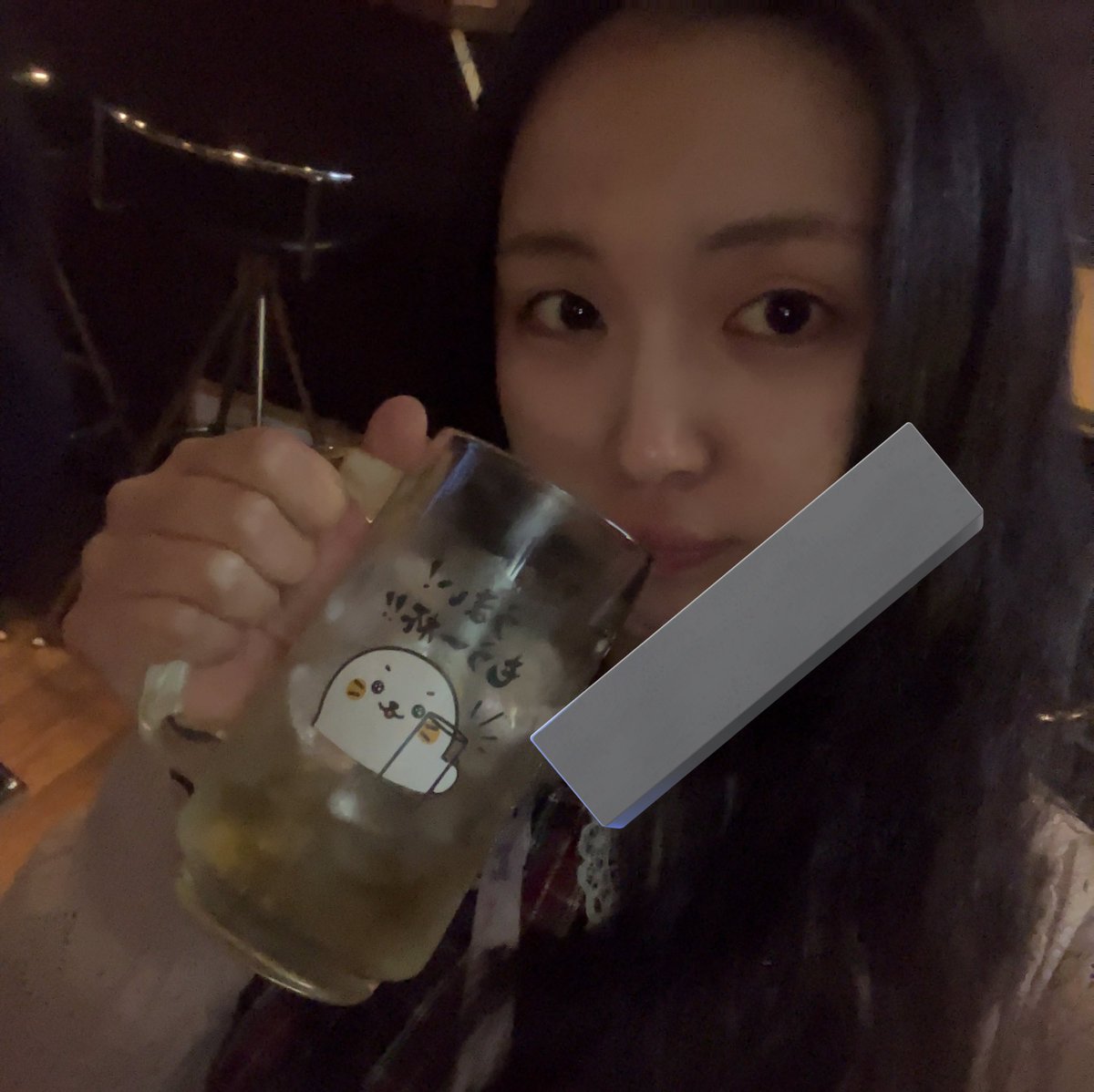 bar_camel0828's tweet photo. あ！あけおめです！
コンタクト乾きます！
今年も肝臓が死ぬまで飲みます！
よろしくお願いします！！！ https://t.co/qi7jGNcFAx