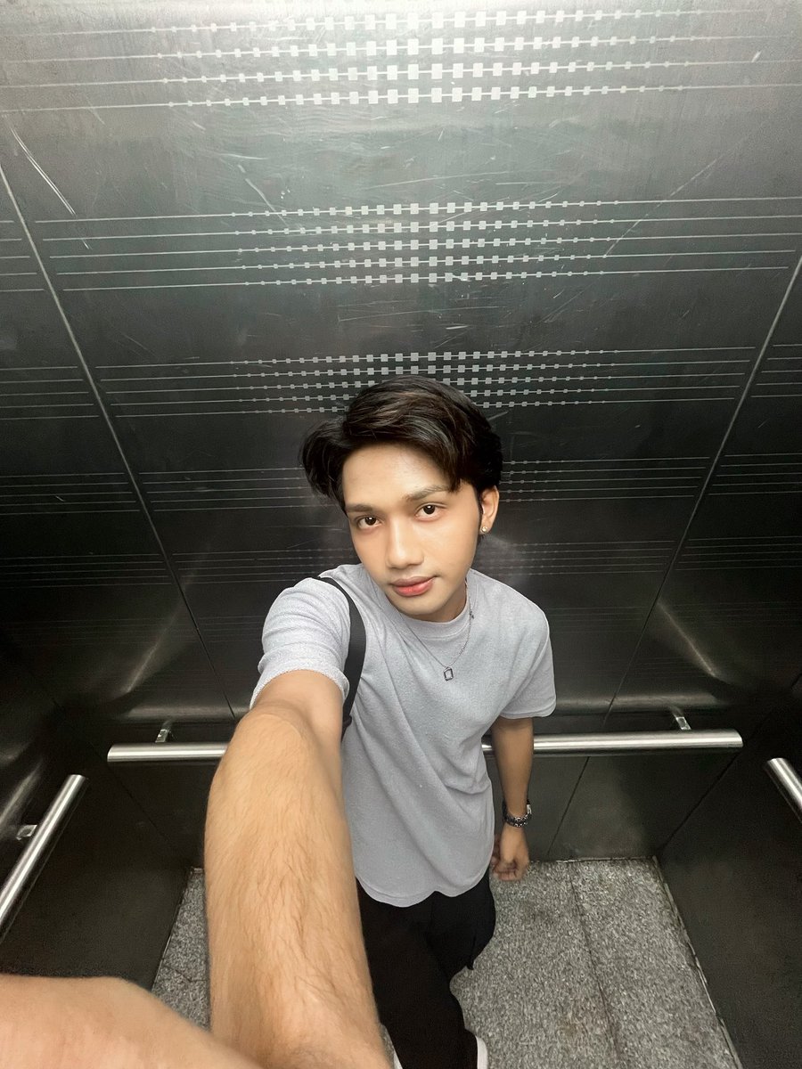 nay_nmk's tweet photo. X မှာ Post မတင်ဖြစ်တာတောင်ကြာပြီ 🤠 https://t.co/fRzzzmplzT