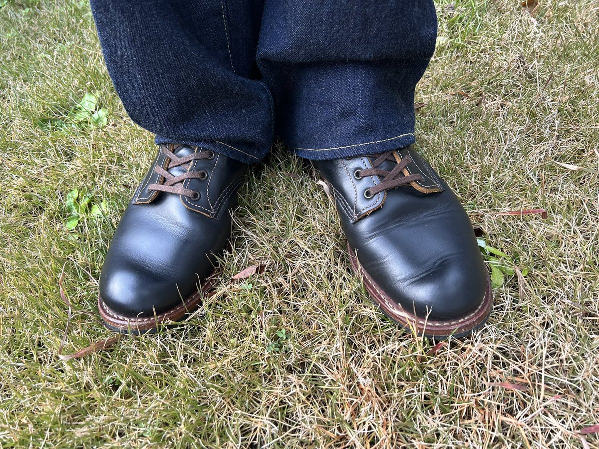 Tomizo0615's tweet photo. レッドウィング9060フラットボックス育成日記
116回
毎日寒いけどレッドウィング履くとテンション上がる
485時間
#レッドウィング9060
#ベックマンフラットボックス
#アイアンレンジャー
#tcbジーンズ https://t.co/JgP8BNH8Br