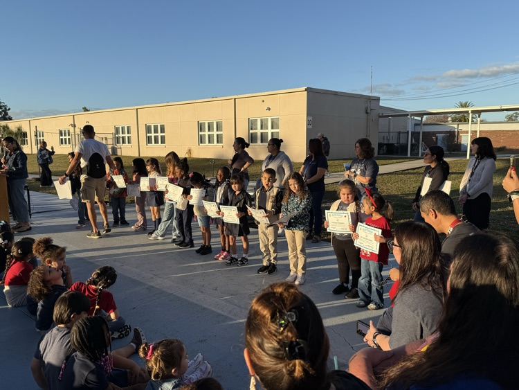 Bay Crest Elementary tweet media