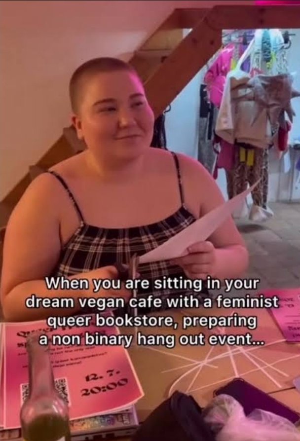 vitabrevi's tweet image. Candy timeline: labirinto infinito da tortura heterossexualidade compulsória guerra fascismo traição

Meat timeline: