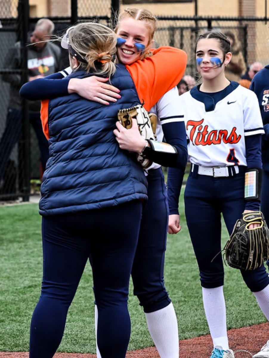 Coach Ran tweet media