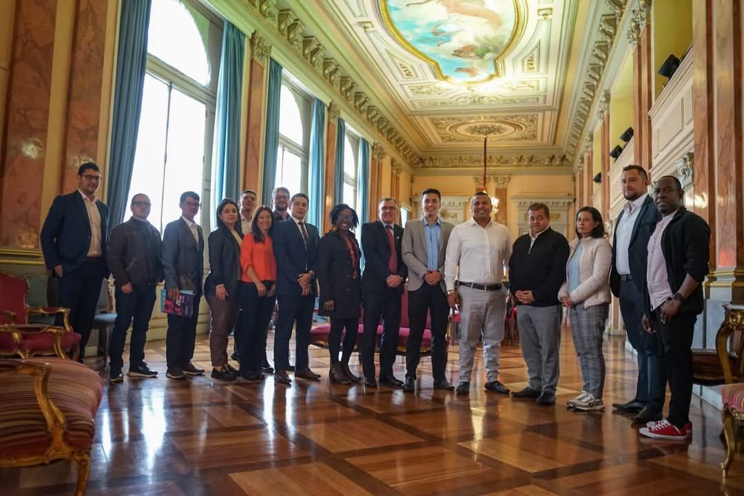 #Hechos2025 Derecho a la cultura en <a href="/mincultura/">MinCultura Colombia</a> 

mincultura.gov.co/noticias/Pagin… <a href="/mincultura/">MinCultura Colombia</a> <a href="/Perso_Caparrapi/">Personeria de Caparrapi</a> <a href="/APERCUNDIN/">APERCUNDI</a>