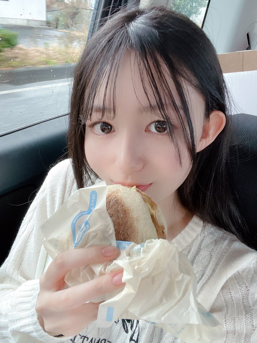 みんなこんみぃたん🌙

奥歯の歯茎…怪我しちゃった😭
早く治って欲しいな🥺

おやすみぃたん( ˘ω˘ ) ｽﾔｧ…
 #サザクロ #アイドル #研修生 #新山瑞樹