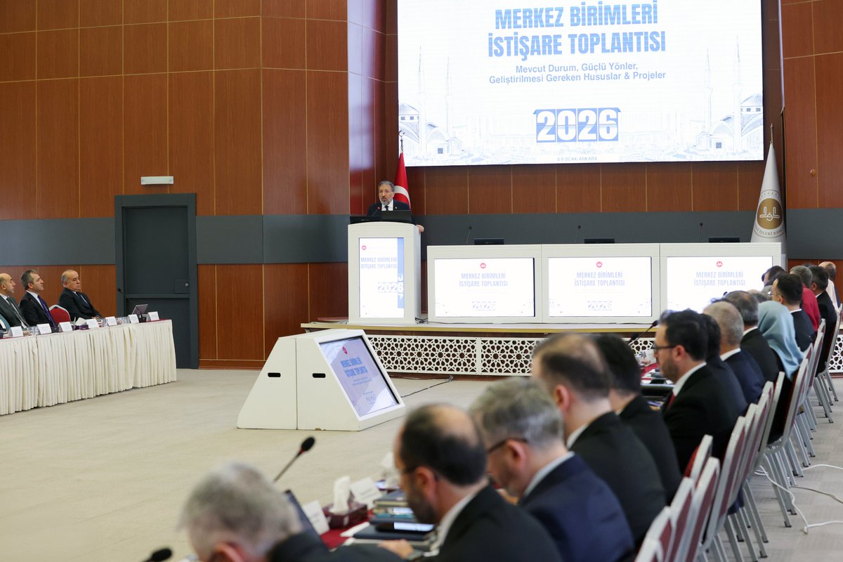 Diyanet İşleri Başkanlığı Merkez Birimleri İstişare Toplantısı, Diyanet İşleri Başkanı Prof. Dr. Safi Arpaguş’un katılımıyla Ankara’da gerçekleştirildi.  

diyanet.gov.tr/tr-TR/Kurumsal…