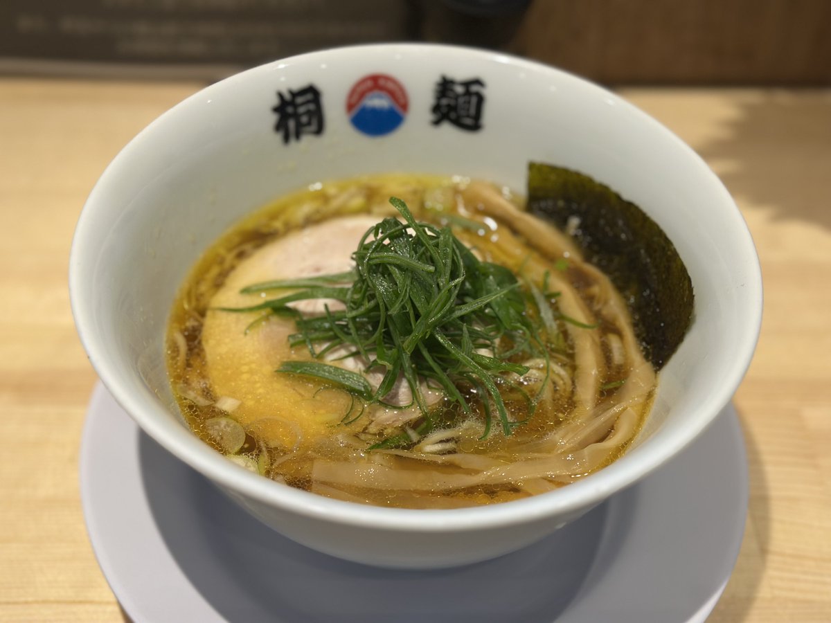 安土真弓 tweet media