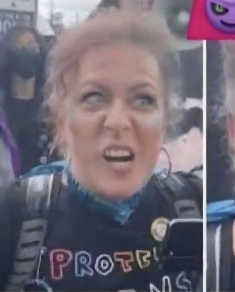 PAWS1981's tweet image. Does anyone remember her? I forget her name.... @preta_6 @truckdriverpleb...