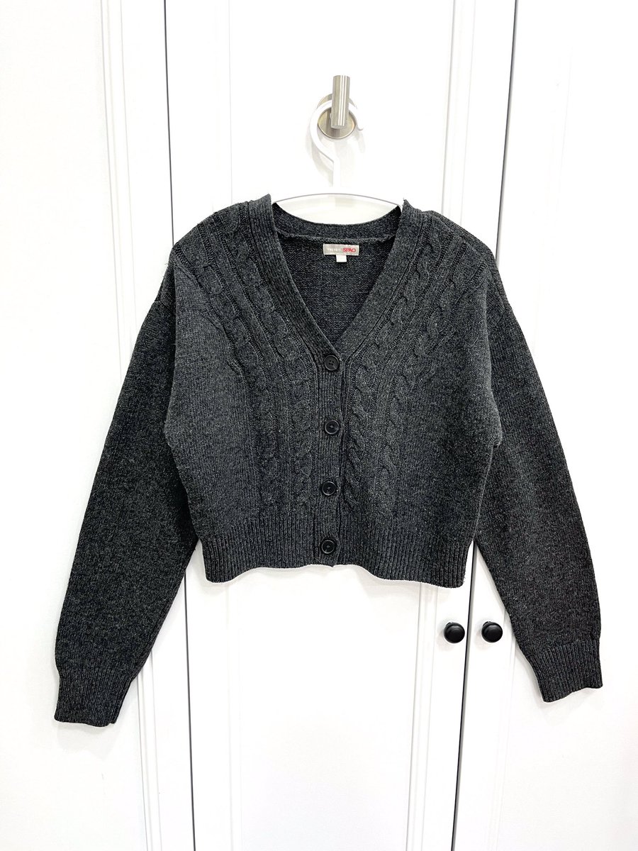 cardy cardigan tweet media
