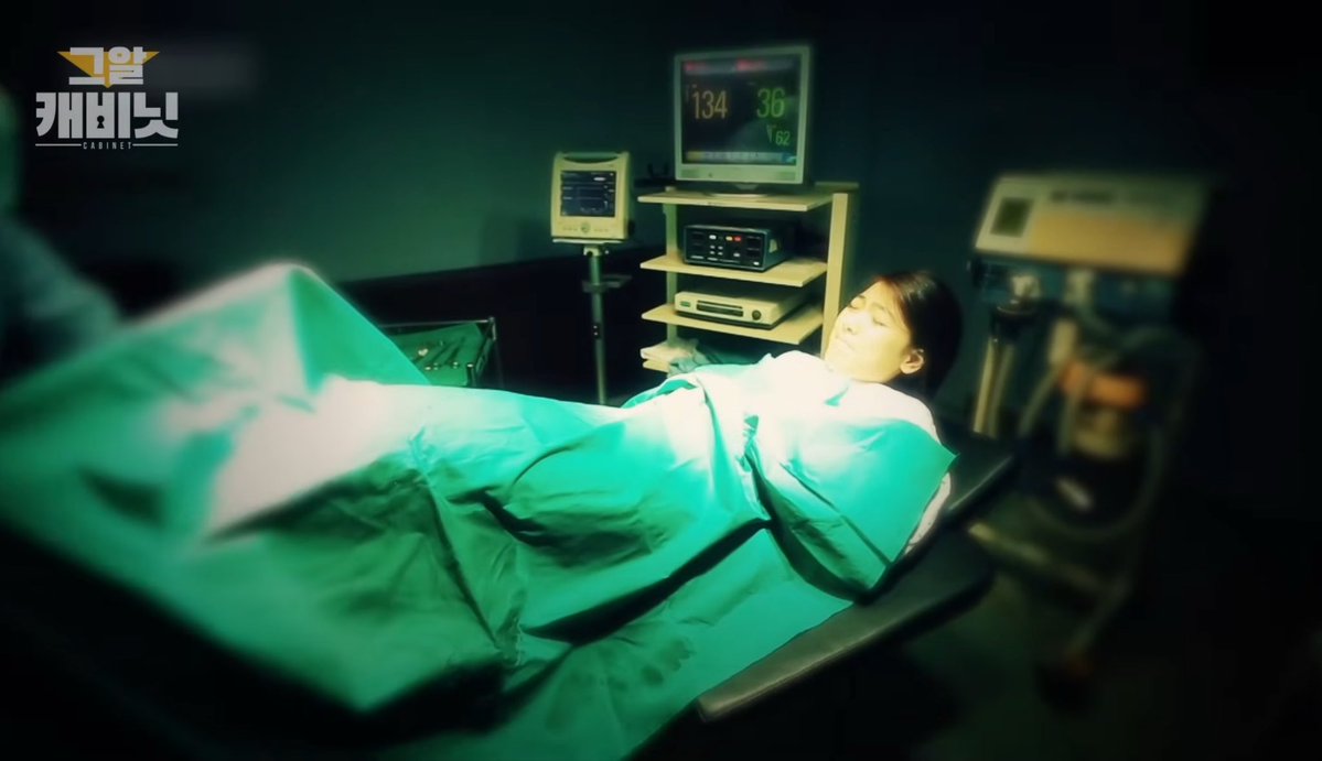 zip99900's tweet image. A 48-year-old male CEO of an entertainment agency raped a 15-year-old girl, resulting in her pregnancy. The first and second trials found him guilty of rape, luring a minor, and illegal filming. However, the Supreme Court acquitted him.

Case Summary

She was injured in a leg…