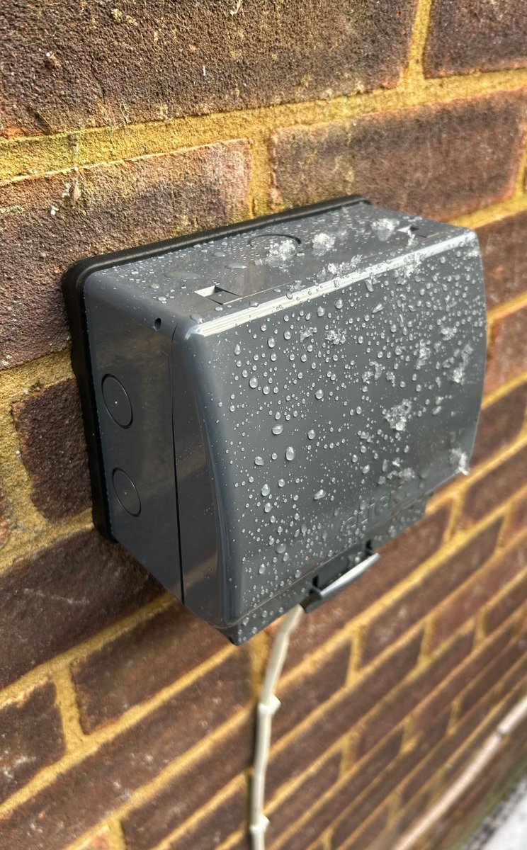 click litehouse tweet media