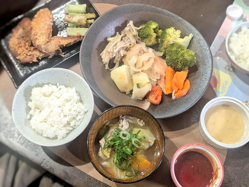 pasomasooo's tweet image. 今日の娘の髪型🎀
自炊記録🍳✍️