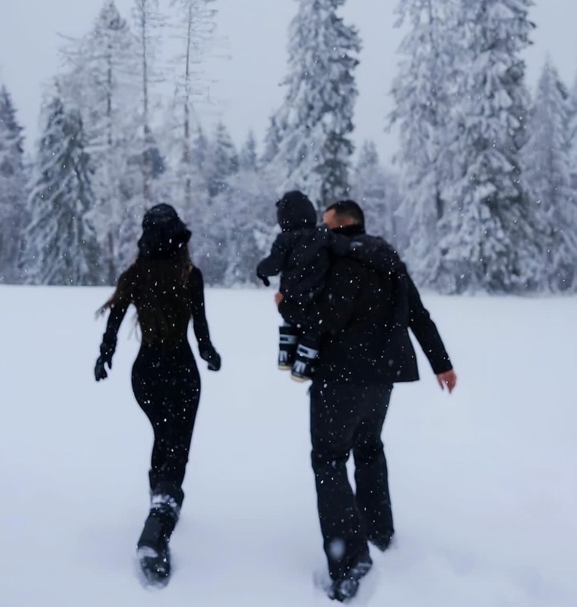 ِ (@phootoo_) on Twitter photo 