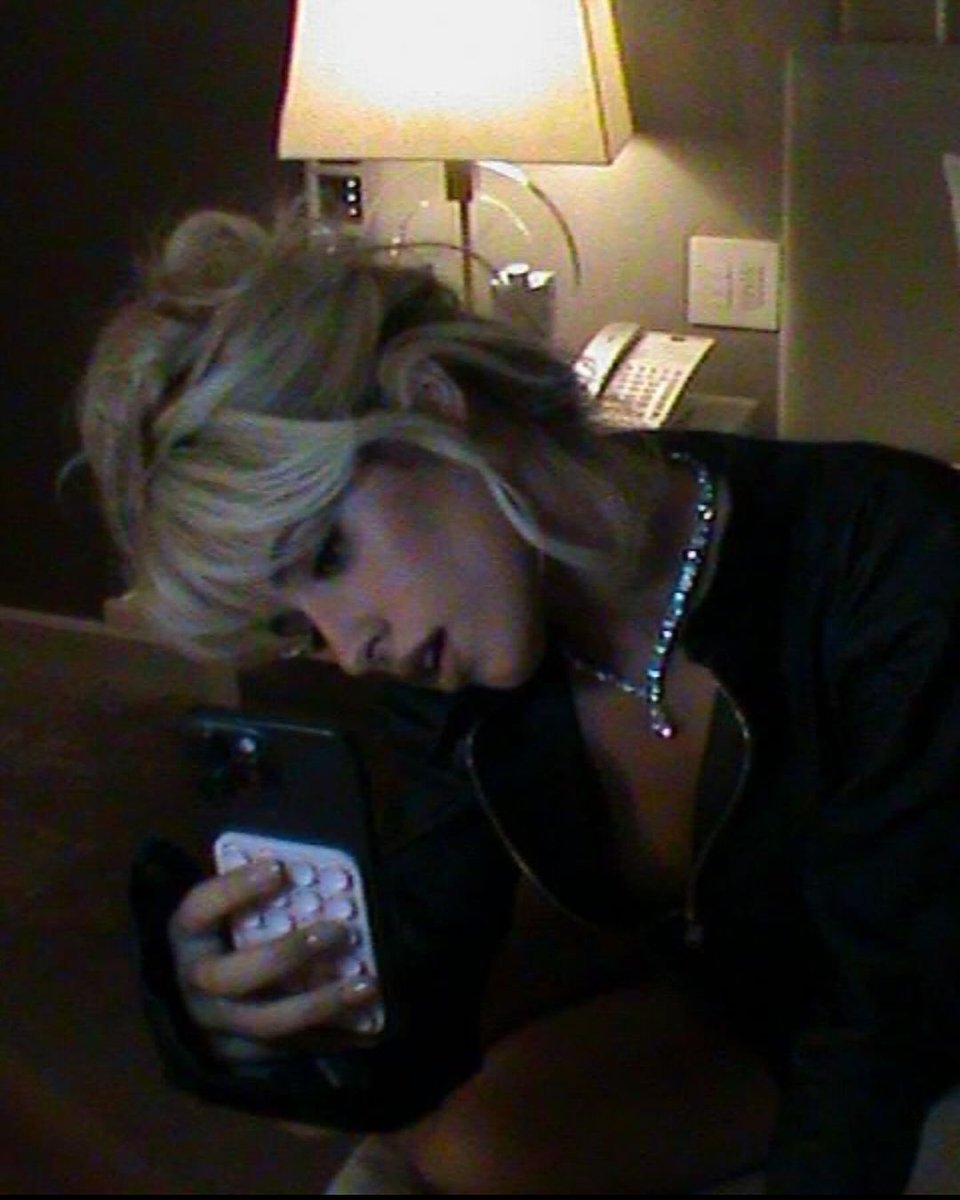 rwmsnce's tweet image. princesa