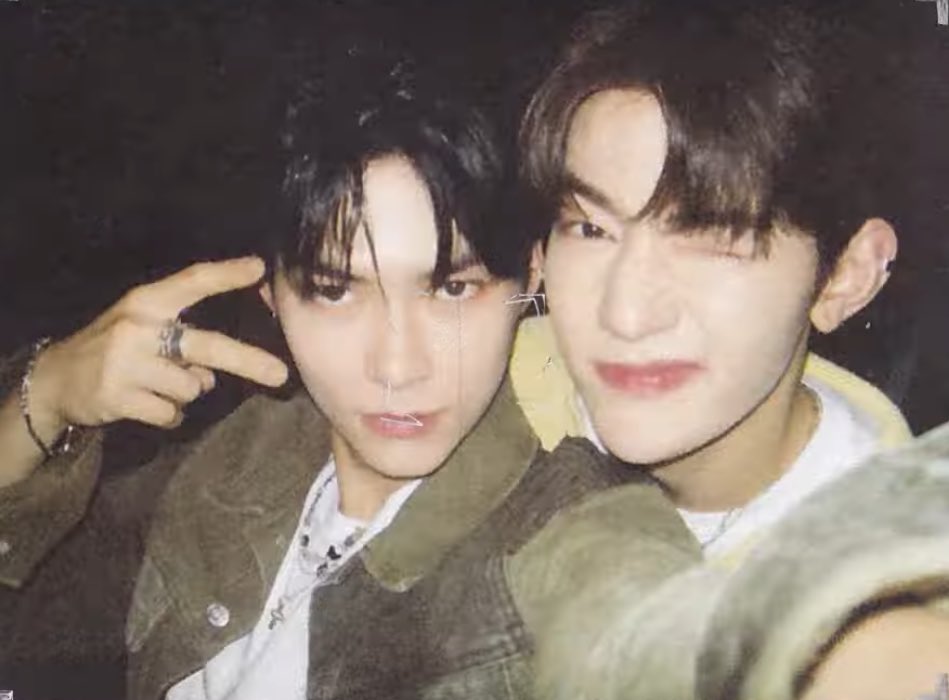 heonarc's tweet image. Mama y papa