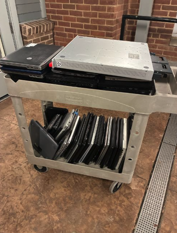 ComputerCORE's tweet photo. #computercore # paymore # recycling # adulteducation # digitalliteracy https://t.co/58JeQ0zdXH