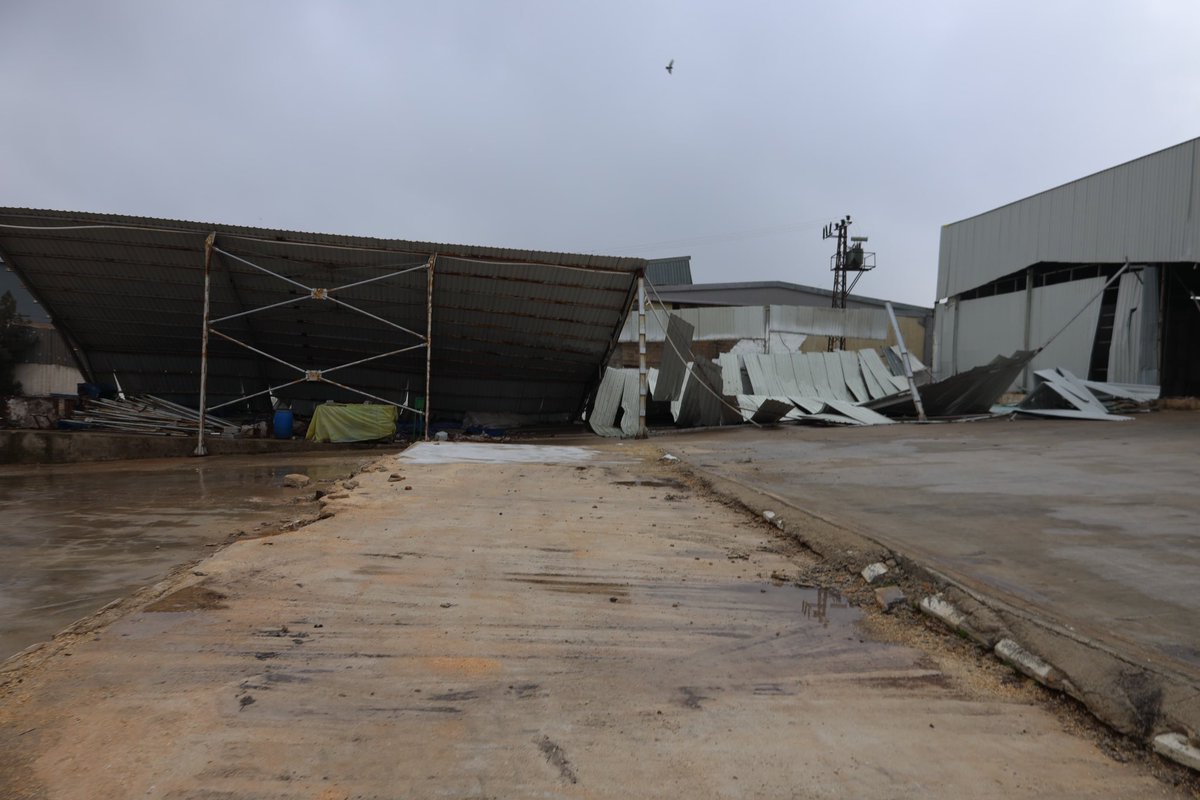 2/ Organize Sanayi Bölgesinde zarar gören üretim tesislerinde ve fabrikalarda yapılan çalışmalar hakkında bilgi aldık, üretim tesislerindeki faaliyetler hakkında bilgi aldık.

Üretimin, emeğin her daim yanında olmaya devam edeceğiz.

<a href="/RTErdogan/">Recep Tayyip Erdoğan</a> <a href="/Akparti/">AK Parti</a> <a href="/abuyukgumus/">Ahmet Büyükgümüş</a> <a href="/hakanaksu058/">Hakan AKSU 🇹🇷</a>