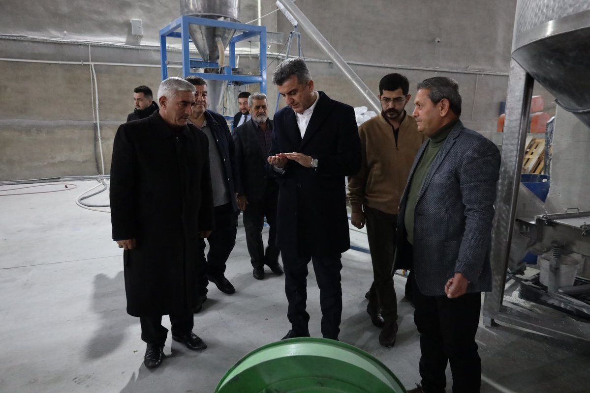 <a href="/RTErdogan/">Recep Tayyip Erdoğan</a> <a href="/Akparti/">AK Parti</a> <a href="/abuyukgumus/">Ahmet Büyükgümüş</a> <a href="/hakanaksu058/">Hakan AKSU 🇹🇷</a> 3/ Yoğun kar yağışından etkilenen ve hasar gören tüm işyerlerimize, üretim tesislerimize ve esnaflarımıza geçmiş olsun dileklerimi iletiyorum.

<a href="/RTErdogan/">Recep Tayyip Erdoğan</a> <a href="/Akparti/">AK Parti</a> <a href="/abuyukgumus/">Ahmet Büyükgümüş</a> <a href="/hakanaksu058/">Hakan AKSU 🇹🇷</a> <a href="/farukaytek/">Faruk Aytek</a>