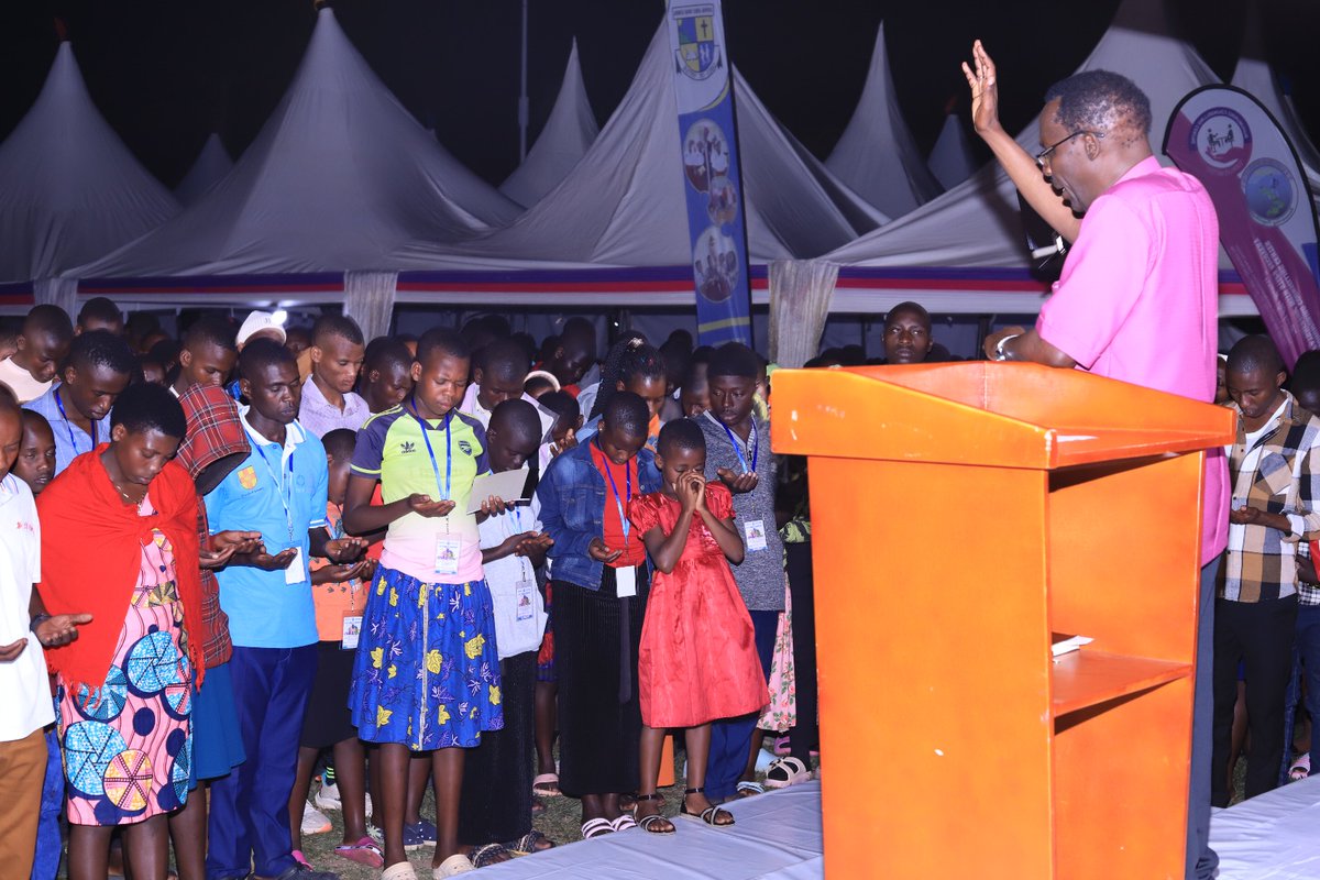 AnkoleDiocese's tweet photo. #Day1 @ 14th Annual Youth and Students' Convention 2026 happening at Ruharo hill where over 3000 youths are in attendance under the theme " Anchored in Christ for Unity, Stability &amp;Peace" https://t.co/enkNWxyO1F