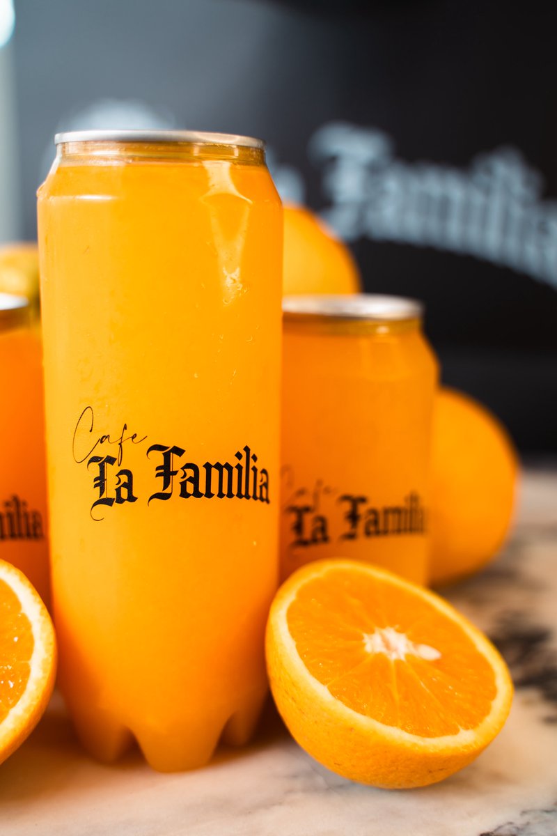 🍊 Freshly pressed. No shortcuts.
Real oranges. Real flavour.

Café La Familia Orange Juice — cold, natural, unapologetic.

📍277 Main Road, Sea Point
⏰ Tue–Wed 10–7 | Thu–Sun 10–10
🌐 lafamiliastreetculture.com

#lafamiliastreetculture #cafélafamilia #capetown #southafrica #local
