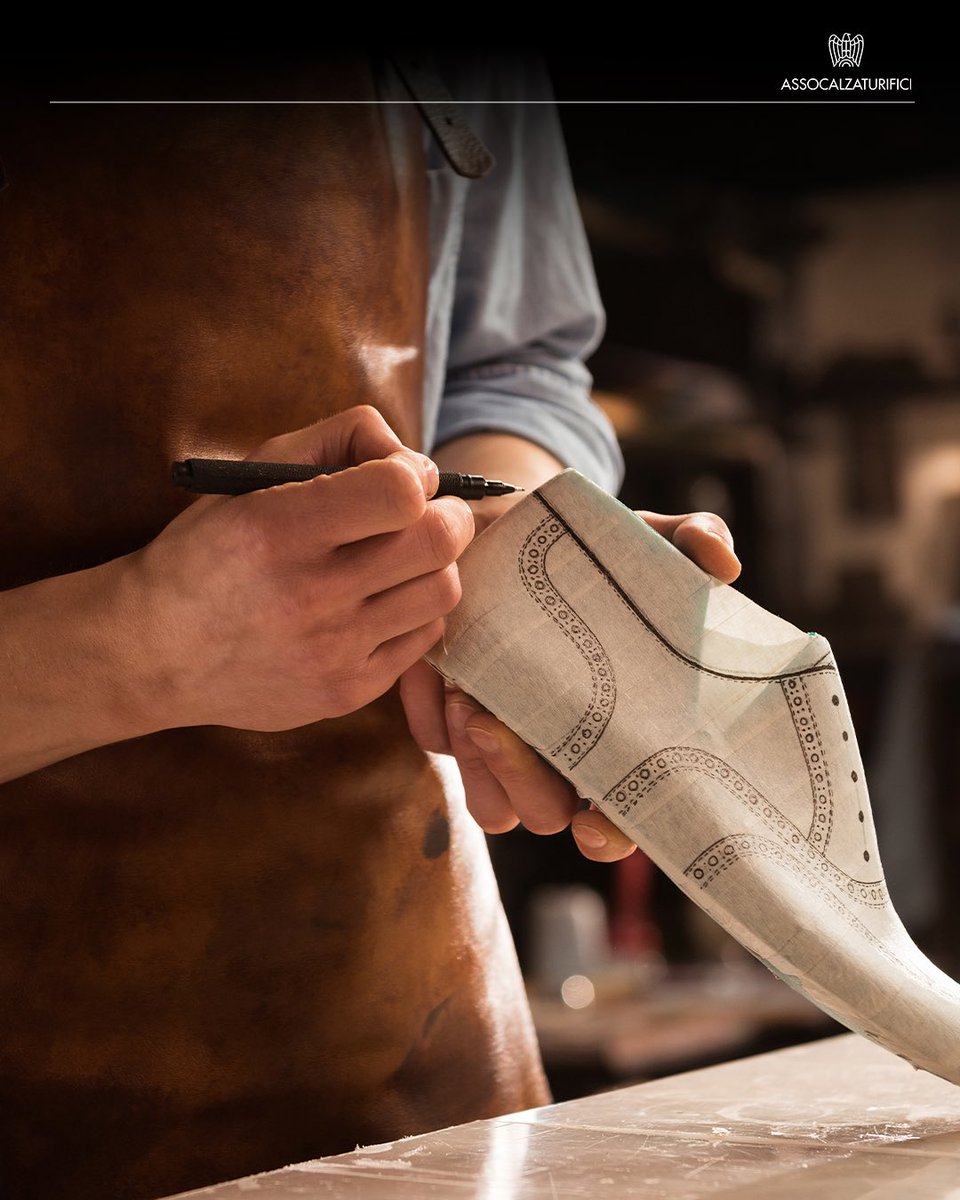 ITfootwear's tweet photo. L’indagine del Centro Studi di Confindustria Accessori Moda evidenzia segnali di progressiva stabilizzazione per il settore calzaturiero italiano.

Leggi il comunicato stampa completo: https://t.co/gW6FhcONMH https://t.co/C4mlXGv2rF