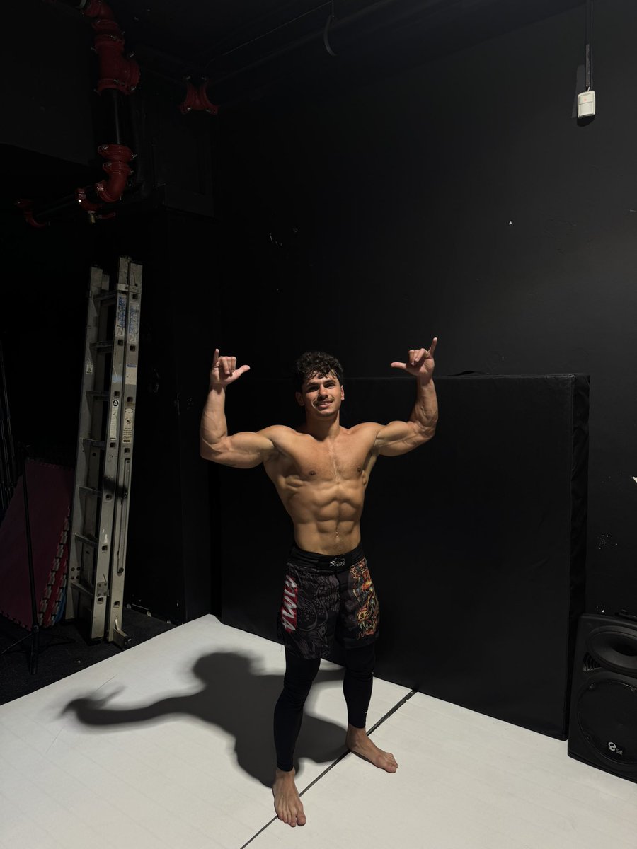 MindsetOB's tweet image. Brazilian jiu jitsu 🔷
#jiujitsu