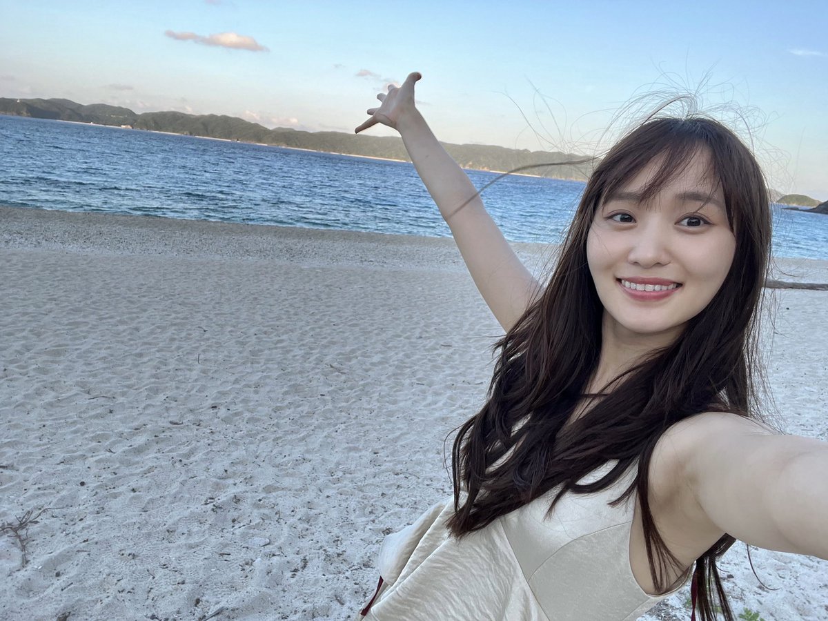 今週1/11㈰16:20頃〜
最新写真集『たびすがい』発売記念インスタライブ決定🌈

競馬BEATの後、ぜひ遊びにきてくださったら嬉しいです！

色々お話しましょう〜🏝🫧

※スタート時間が多少変動する場合がございます

【アカウント】
instagram.com/yuuka_sugai_of…