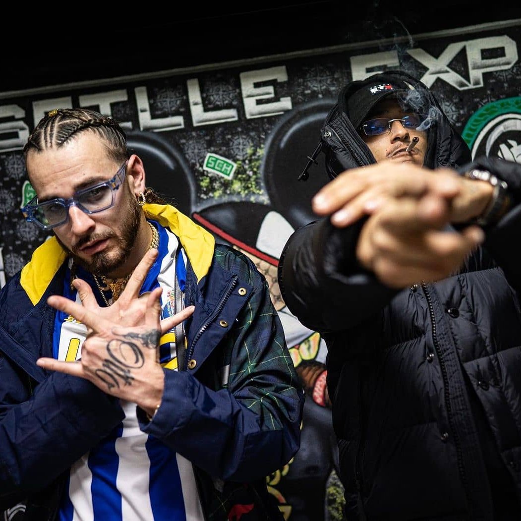 midiminuit__'s tweet image. FREEZE CORLEONE à chaque apparition invitation il fait des dégâts 🥵

📚 Ninho - Dictionnaires
🇩🇪 SCH - Mannschaft
💊 Gazo - Drill FR 4
📅 Koba LaD - 7 sur 7
🗽 Alpha Wann - ny à fond
⚡ Da Uzi - 27
🏥 Kaaris - IRM
🥊 ZKR - Beterbiev
​⚽ Prince Waly - Balotelli

Aucun mauvais…