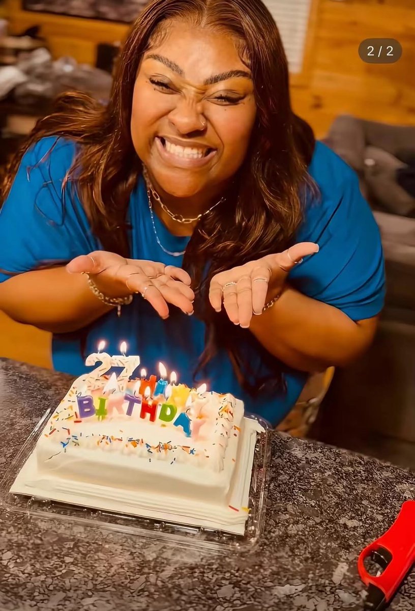 heyyitsjanea's tweet image. i feel like some ppl really don’t like their partners omg