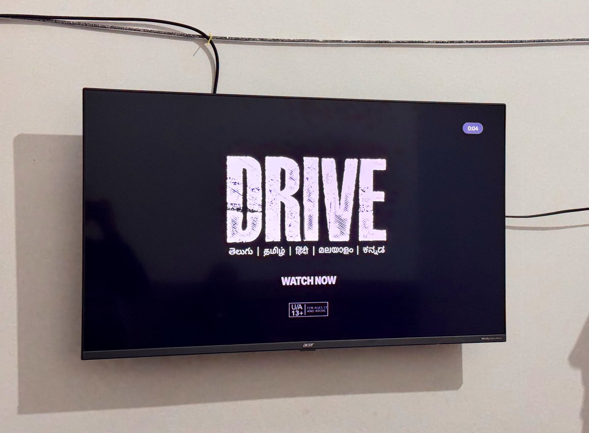 Paisa bhi lo 💸
Ads bhi dikhao 📺
Aur phir bolo — “Piracy badh rahi hai” 🤡

Amazon Prime Video aur MX Player me ab farq kya reh gaya?

Ek free me ads dikhata hai,
Dusra ads dikhane ke liye paise leta hai 😛

Logic left the chat.

#IYKYK #AmazonPrime #PrimeVideo #MXPlayer