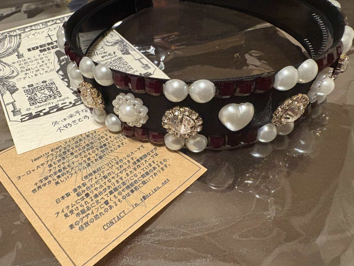 Lolita_honebuto's tweet image. 遅いクリスマスプレゼント交換会で、カチューシャ貰いました！
何個か欲しいとアピールしてた物の1つで、とても嬉しい！
色んなコーデに使いたいなぁ♡
