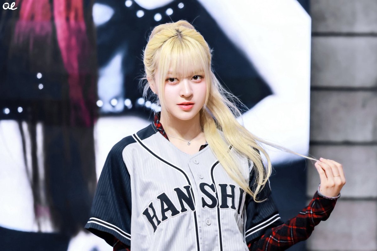 AngeLily tweet media