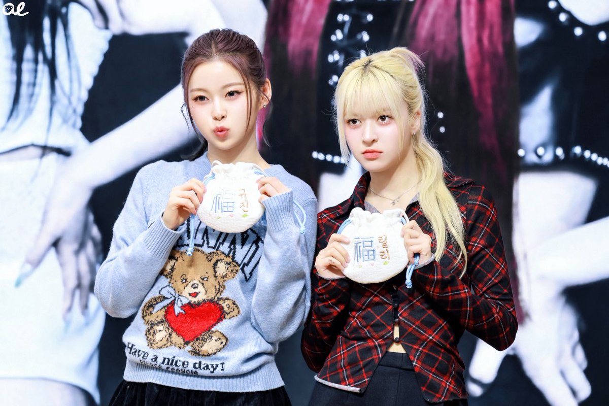 AngeLily tweet media