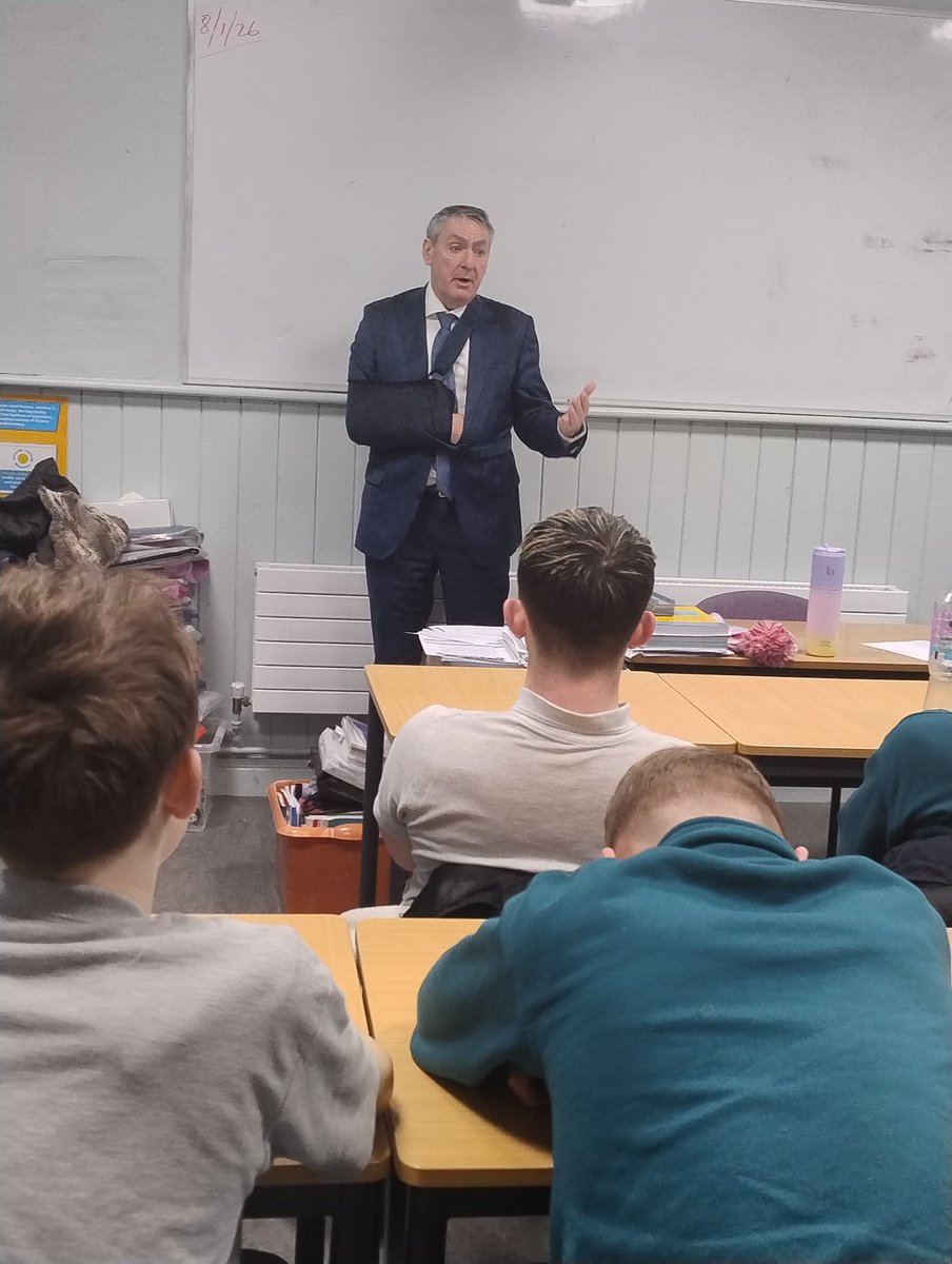 Busy day in Waterford visiting schools as part of the <a href="/EPIreland_Edu/">EPLO Ireland Edu</a> Programme. 

Great to speak with students from <a href="/cbsdungarvan/">dungarvan cbs</a> , <a href="/UrsulaSchool/">St. Ursula’s Primary Waterford</a> &amp; <a href="/ButlerstownNS/">Scoil Mhuire, Butlerstown</a> . 

Always enjoy speaking about what the 🇪🇺 does &amp; why it’s important 🇮🇪 takes an active role in shaping its future.