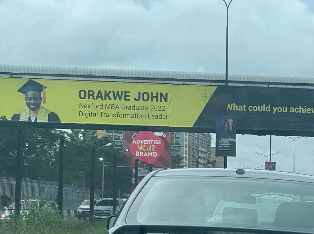 orakwejohn's tweet photo. Currently on the Island, and twice this week I've heard someone say "your name rings a bell", of course it will! They put me on blast for a year, and it registered in the consciousness of half of Lagos. Ozumba Mbadiwe that year..🙂‍↕️ https://t.co/oui2BO0XqZ