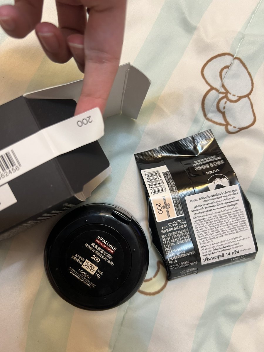 hehehyyy's tweet photo. ส่งต่อ คุชชั่น loreal เบอร์ 200 🎀 500 บาทได้ทั้งต���ับทั้งรีฟิลเยย ใช้ไปแค่ 2-3 ครั้งค่าสภาพใหม่มาก คุ้มมมสุดๆๆ สนใจทักมา��่อนได้นะคะ 🥺♥️ ซื้อจากออฟฟิเชียลของแท้ค้าบ #ส่งต่อเครื่องสําอาง #คุชชั่นลอรีอัล #สภาพใหม่ #ส่งต่อ #LOrealParisTH https://t.co/b6s9KhqlCN