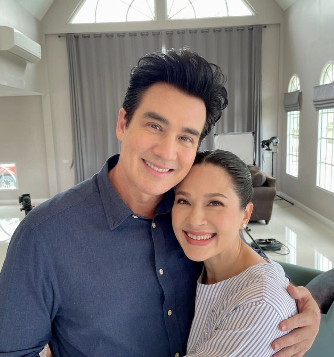 สมุดบันทึกของคนบ้าบอลและดูซีรีส์ tweet media