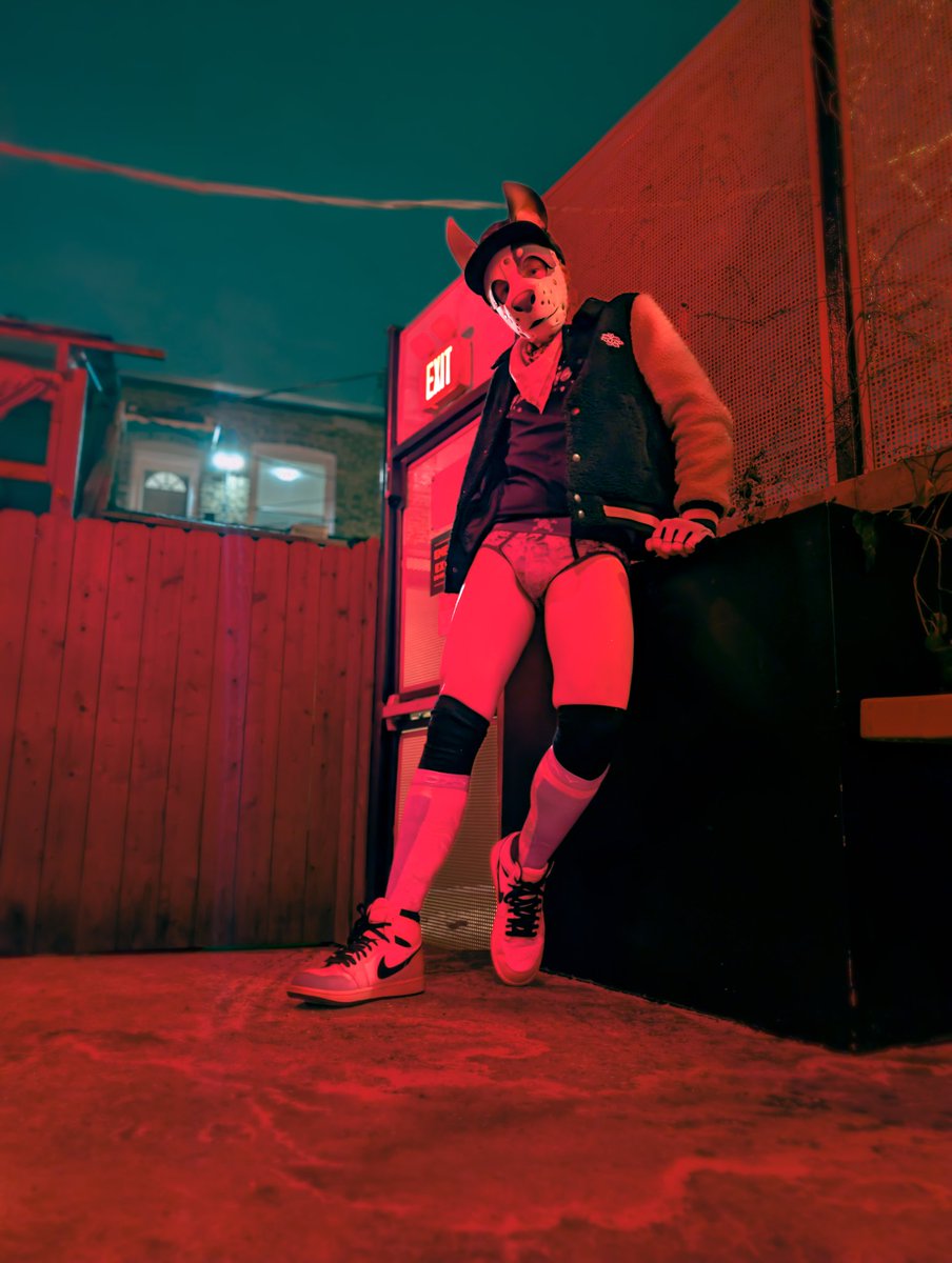 Suh, breh. 

#undies #gayunderwear #gayfashion #exhib #bulge #gaypup #grungebunnygear #grungebunny #puphood #humanpup #pupplay #badpups #jackhammer #kennel #chicago