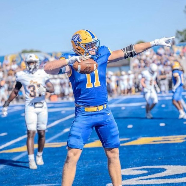 CodyNagel247's tweet image. New Haven TE Evan Chieca will visit Alabama (Jan. 11), his rep @KuhnTristen of @nilsonsports tells @mzenitz, @TomLoy247, @chris_hummer and me.

The 6-5, 250-pounder already visited Kentucky (Jan. 8) and LSU (Jan. 9).

247sports.com/Player/Evan-Ch…