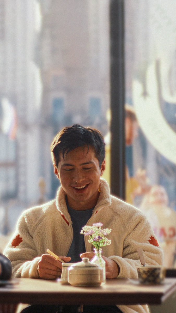 感謝外國網友做好多桌布🥹