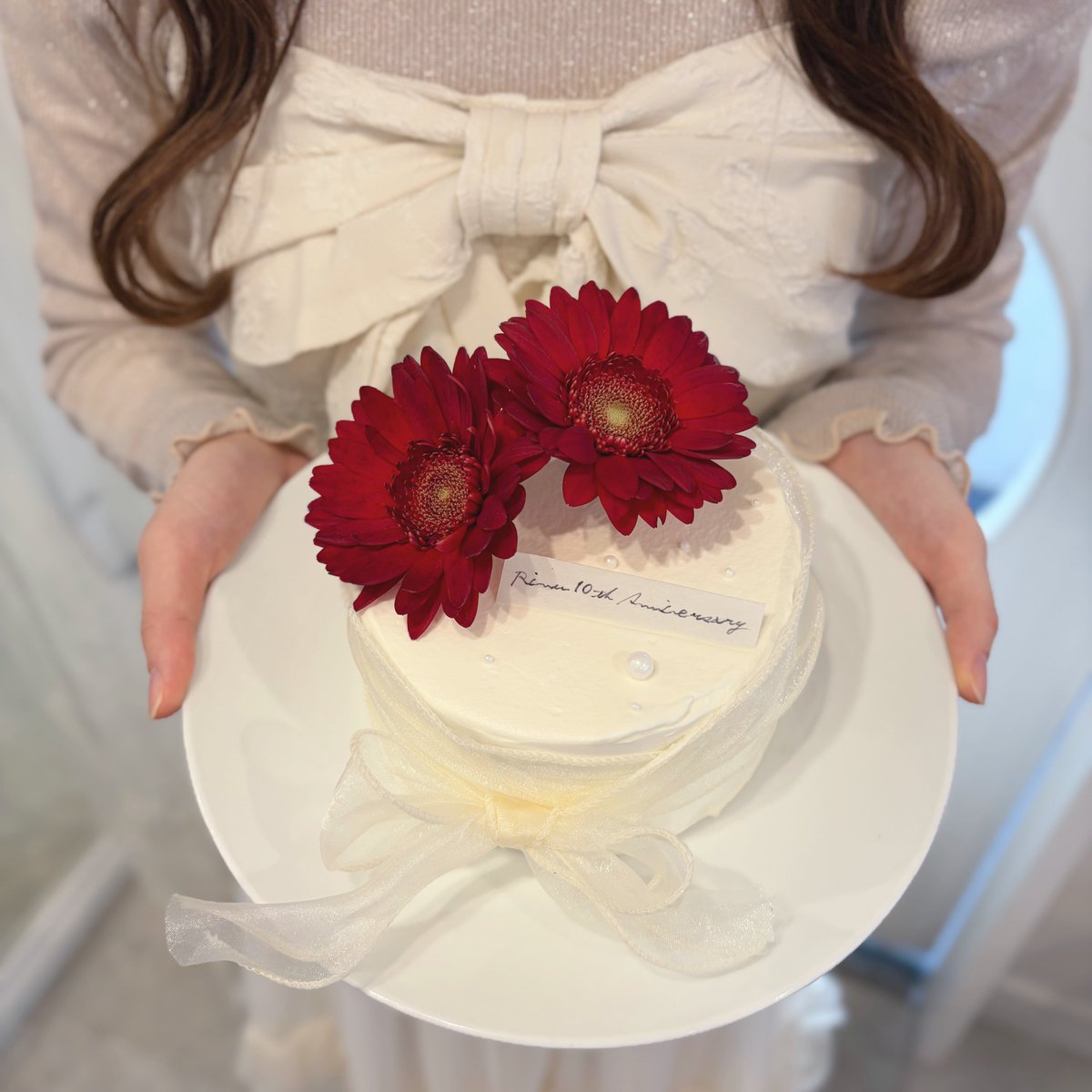 莉犬くんが歩んだ10年の軌跡。君が信じてくれたこれまでが永遠に味方となれていますように。
変化も挑戦も、不変も。ありのままの君をずっと抱きしめているから、どうか隣で共に大切にさせてね

何十年何百年先も、咲き誇れ君の笑顔🐶🌼
 #莉犬くん活動10周年