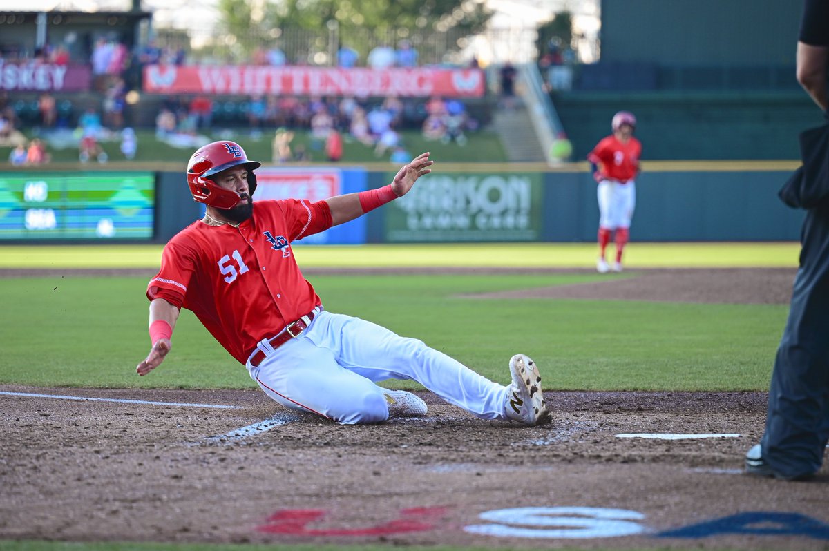 Aaron Cheris tweet media