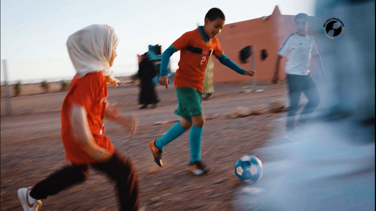 WeSolidarite's tweet photo. Ce terrain c’est pour ces enfants, nos p’tits frères, nos p’tites sœurs ♥️ 

https://t.co/ZBtwiIE1SR https://t.co/Qn7AS71zM6