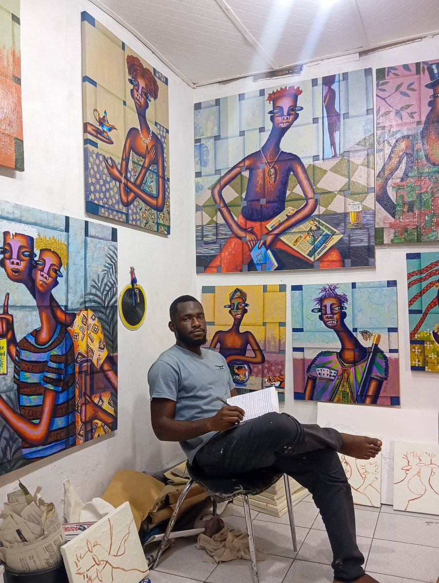 Ndubuzomoses_'s tweet photo. Hey! I'm Ndubuzo Moses and here's me in my studio with my Arts.

#artist
#TrendingNow 
#paintings
#artlovers
#gallery
#artcollectors
#art #ハマダ歌謡祭 
#GHDuoEstreno 
#LISA 
#contemporaryart
#figurativeart https://t.co/cUgHSIwbYm