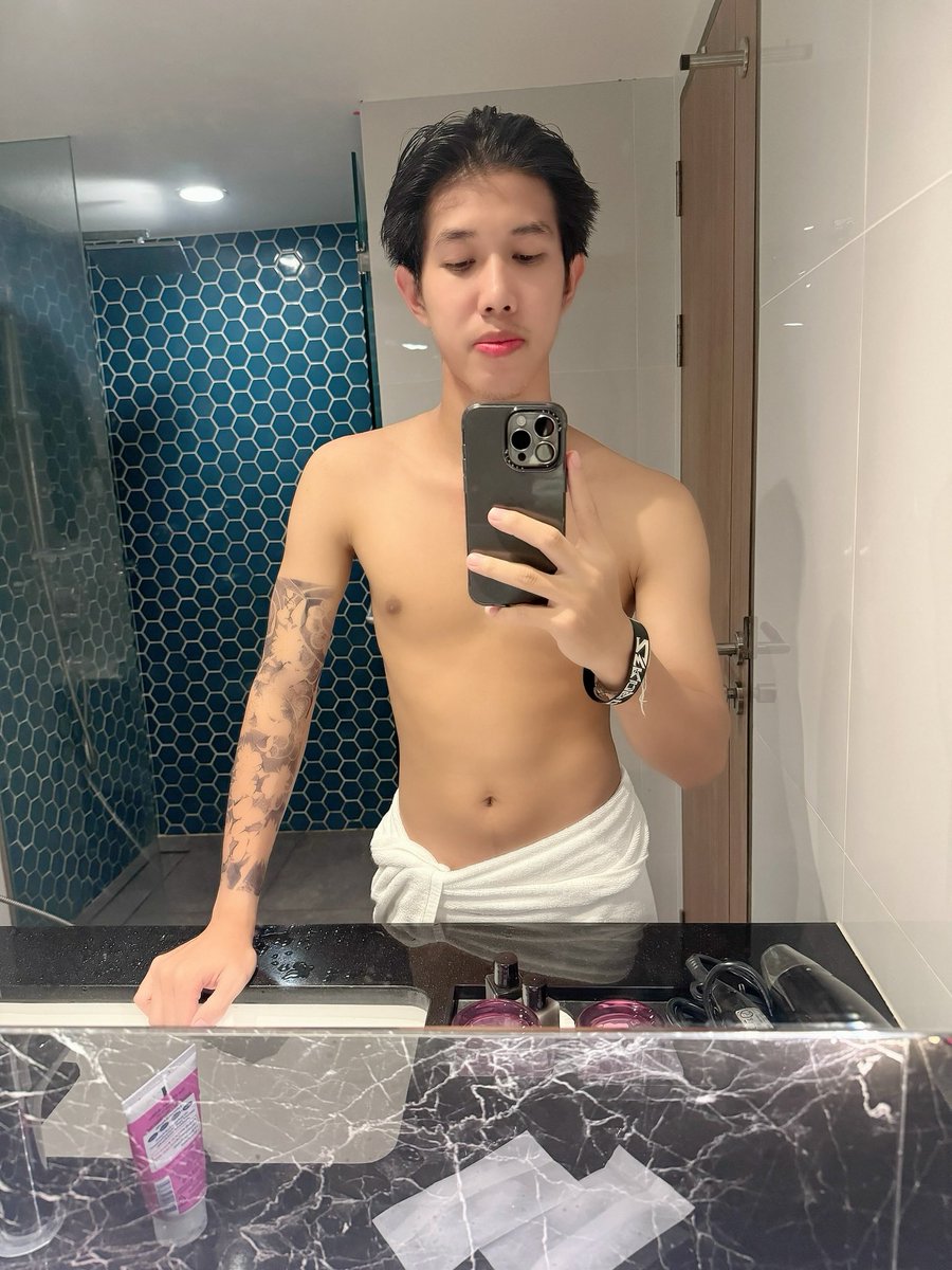 flukezy4444's tweet photo. อาบน้ำเสร็จแล้ว😆

#ขอนแก่นในเมือง #อุดรในเมือง #โสดหาคนคุย #Dior #พัทยา https://t.co/nLsL93PWbl