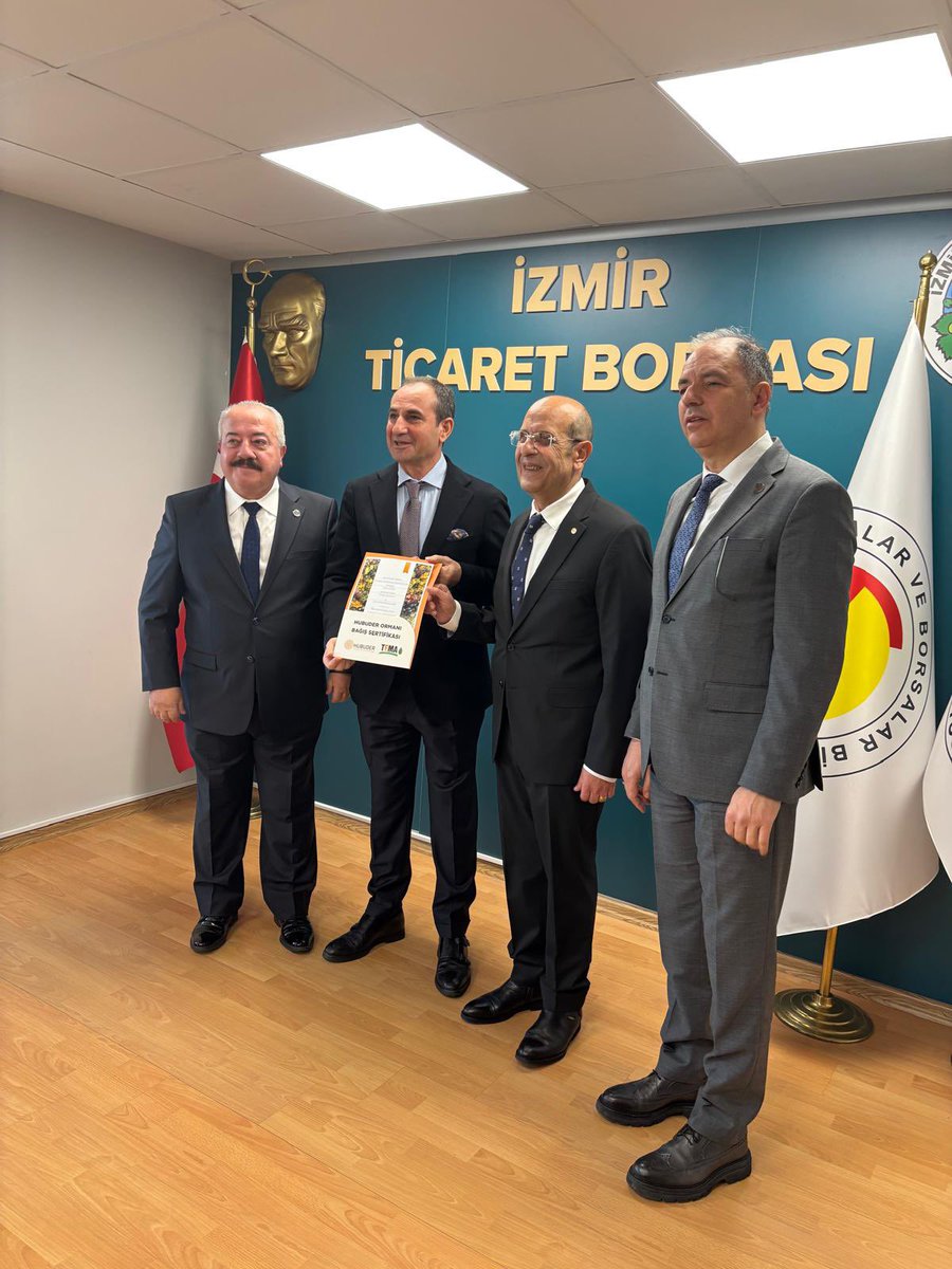 HUBUDER Yönetim Kurulu Başkanı Gürsel Erbap, Ege İhracatçı Birlikleri ev sahipliğinde gerçekleştirilen program kapsamında üyelerle bir araya gelerek 3. sektör toplantısını İzmir de gerçekleştirdi.