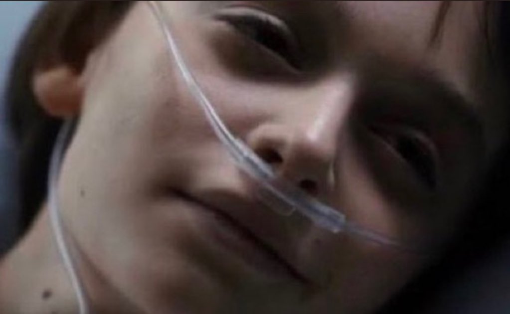 anny⁷ seeing bts ! 🏊🏽‍♂️🪭 tweet media