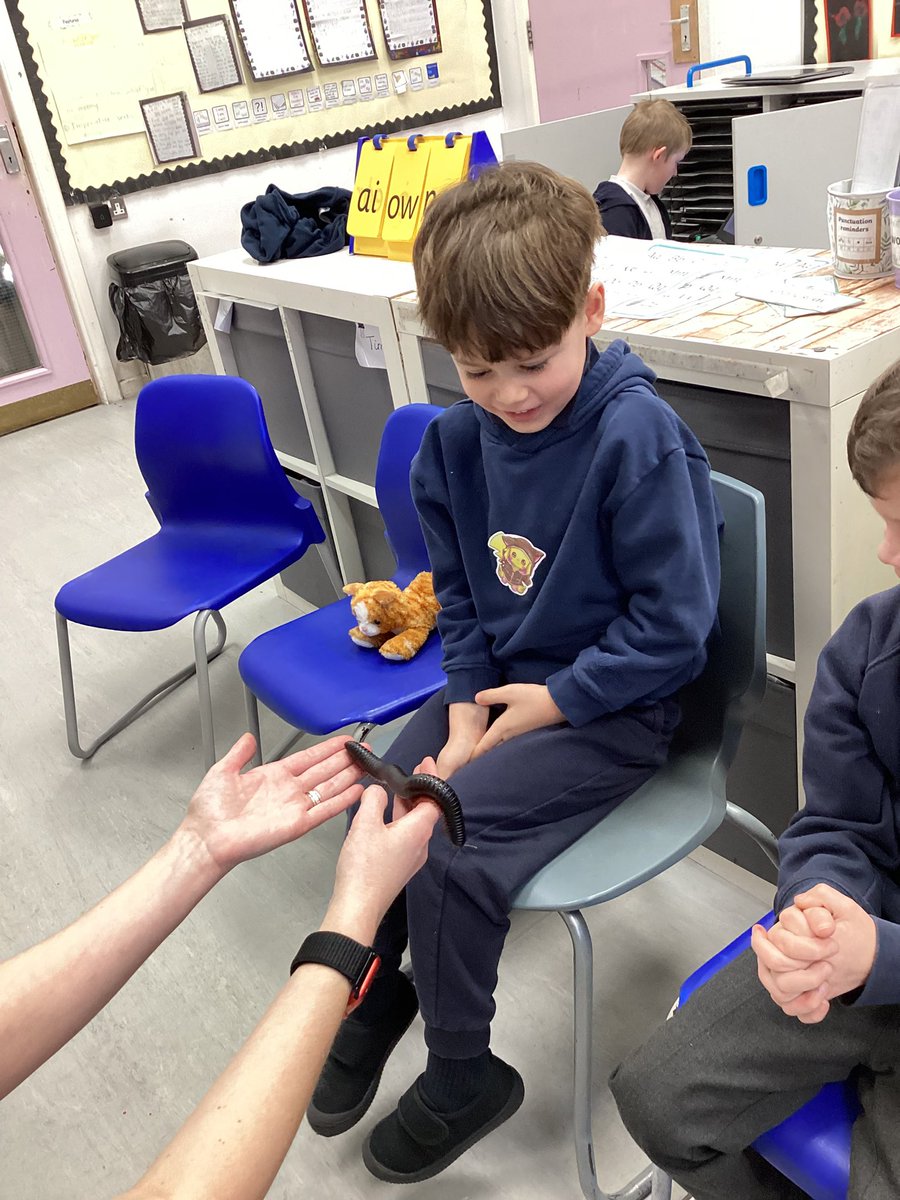 Christ Church Primary School Denshaw (@ccdenshaw) on Twitter photo 