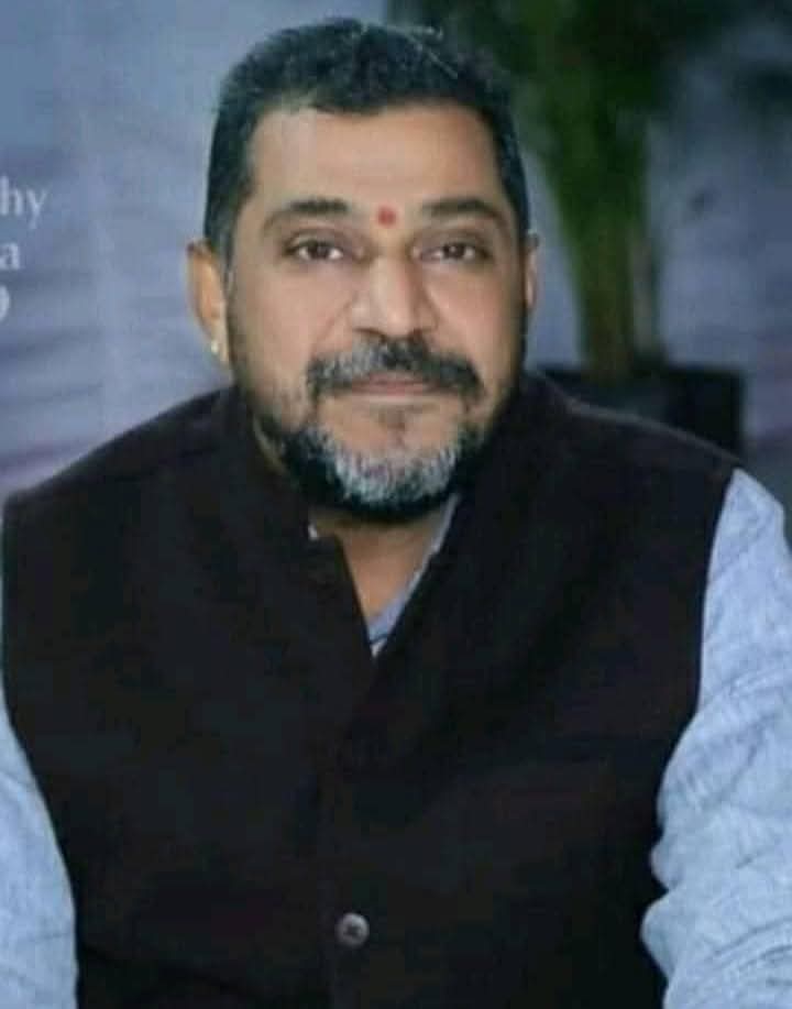 rajbhatia_bjp's tweet image. दीनदयाल शोध संस्थान के मा. संगठन सचिव श्री अभय महाजन जी को जन्मदिन की हार्दिक शुभकामनाएँ।

ईश्वर से आपके उत्तम स्वास्थ्य एवं दीर्घायु जीवन की कामना। 
#dri