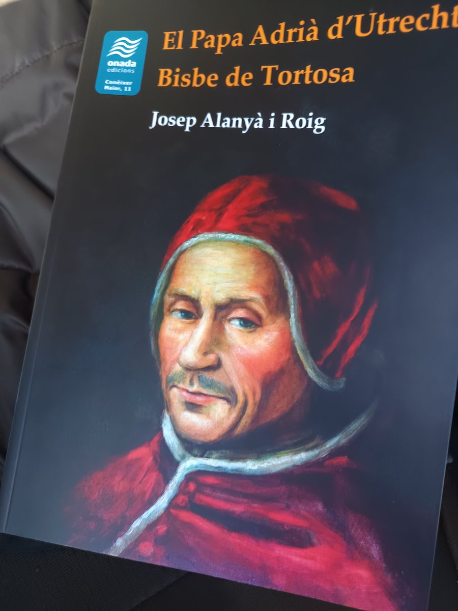 Avui assistim a la Presentació del Llibre "El Papa Adrià d'Utrecht, Bisbe de Tortosa", al Cor Renaixentista de la Catedral Basílica de Santa Maria de Tortosa, amb la intervenció del   M.I. Sr.Dr. Josep Alanyà i Roig , autor del llibre.
Felicitats per aquest extraordinari treball!